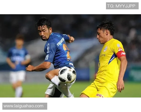 赞岐与雷法山口的激烈对决揭示了足球战术与团队合作的重要性