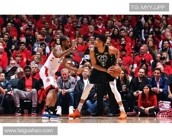 2018年洛杉矶火队与纽约自由队激烈对决回顾与分析