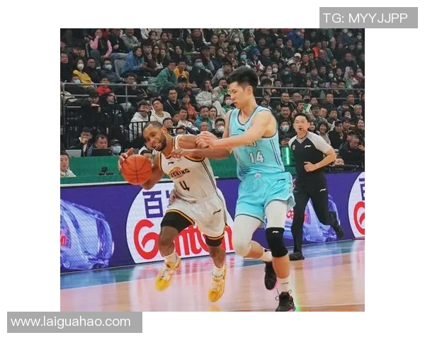 CBA青岛对阵辽宁全场精彩回放与赛后分析分享