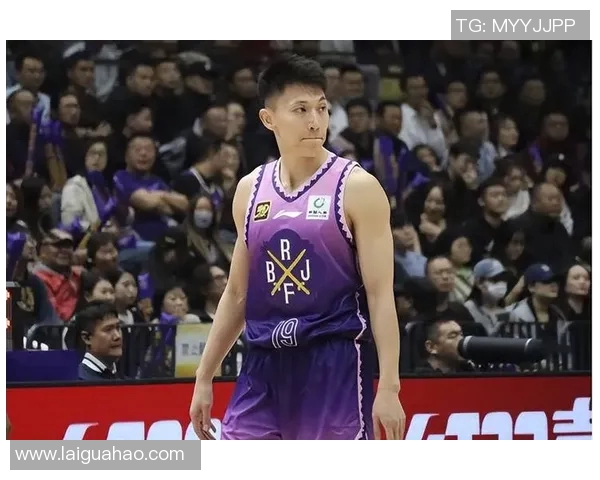 刘晓宇的篮球之路：从青涩少年到职业球员的成长历程与挑战