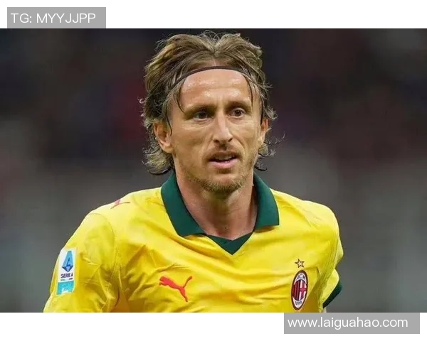 莫德里奇：足球场上的艺术家与战士，如何定义新时代的中场大师